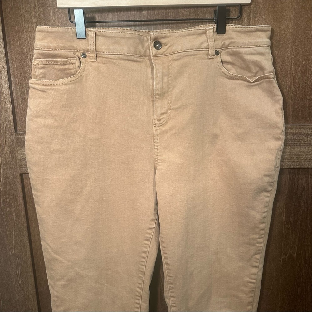 L.L. Bean Women's Classic Fit Fleece-Lined Straight Leg Tan Jeans - Picture 2 of 7